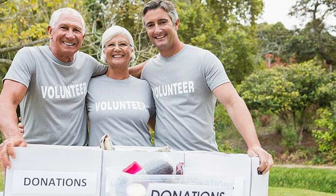 Volunteering Benefits and Ideas for Older Adults 