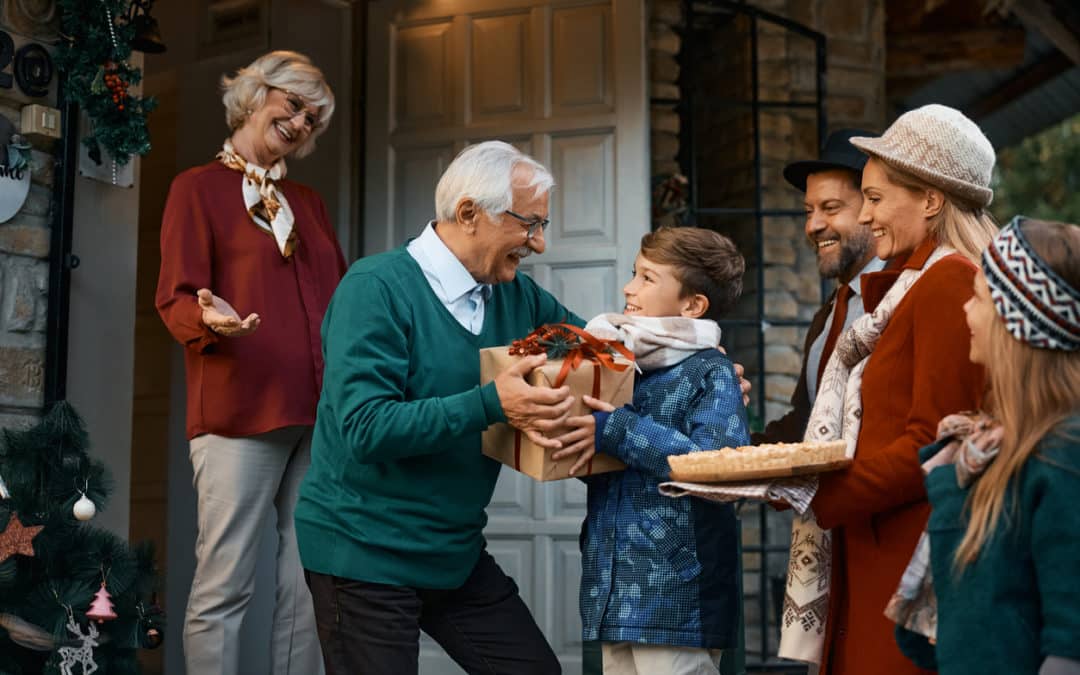 Visiting During the Holidays: Signs to Look for to Ensure Elderly Loved Ones Are Safe at Home 