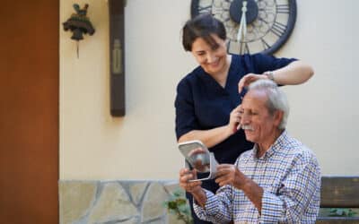 How to Help Seniors When Personal Appearance is Neglected  